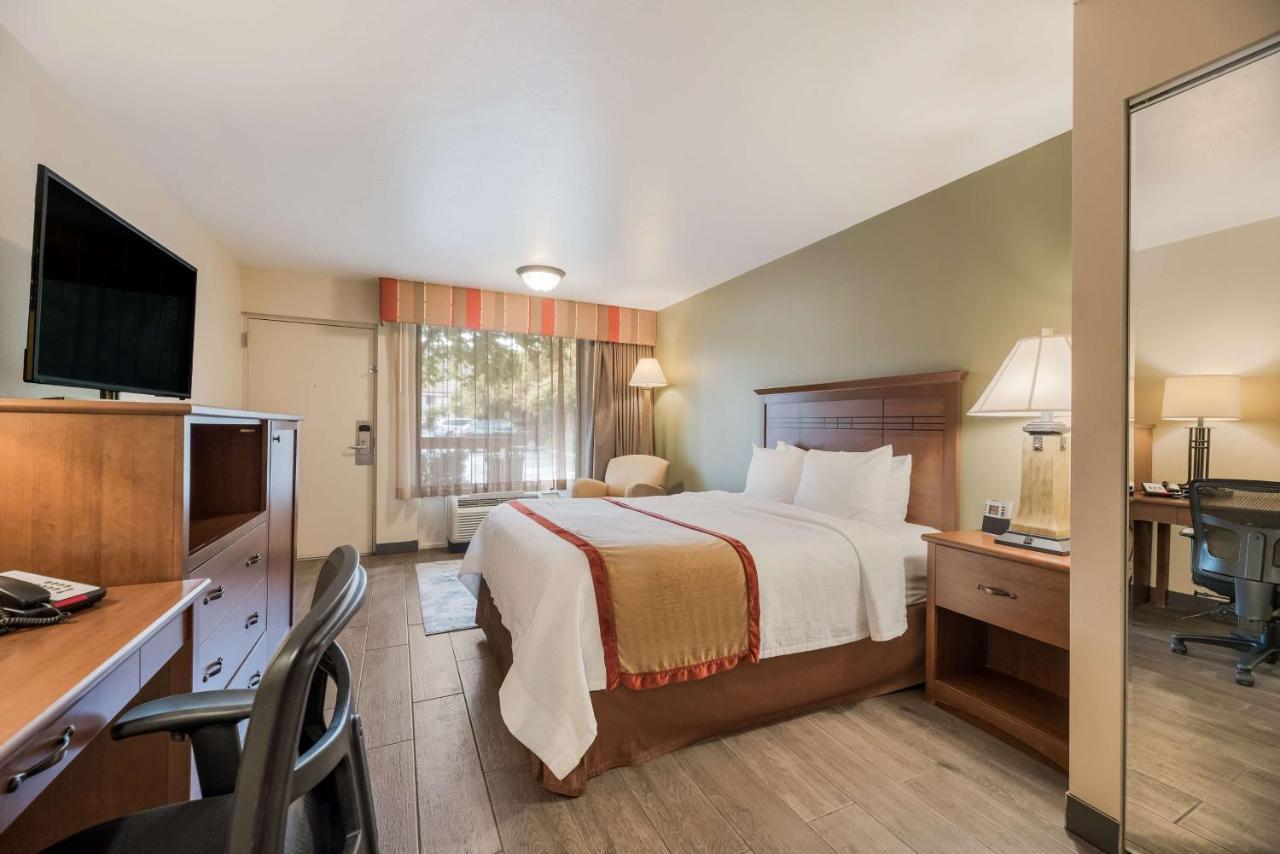 Best Western Town And Country Inn Cedar City Exterior photo
