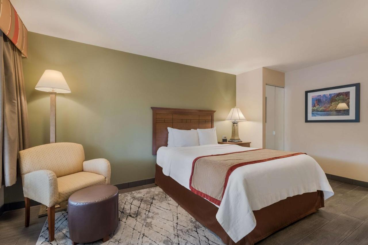Best Western Town And Country Inn Cedar City Exterior photo