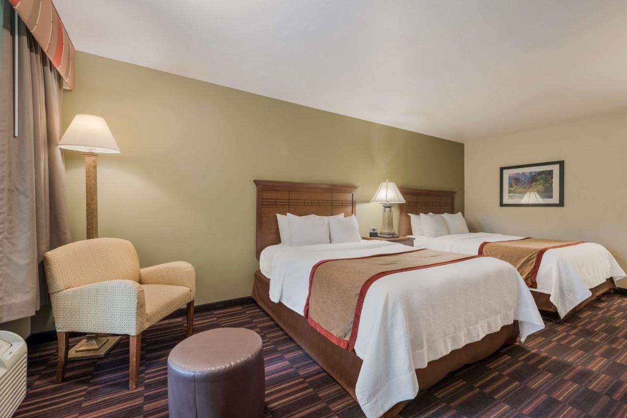 Best Western Town And Country Inn Cedar City Exterior photo