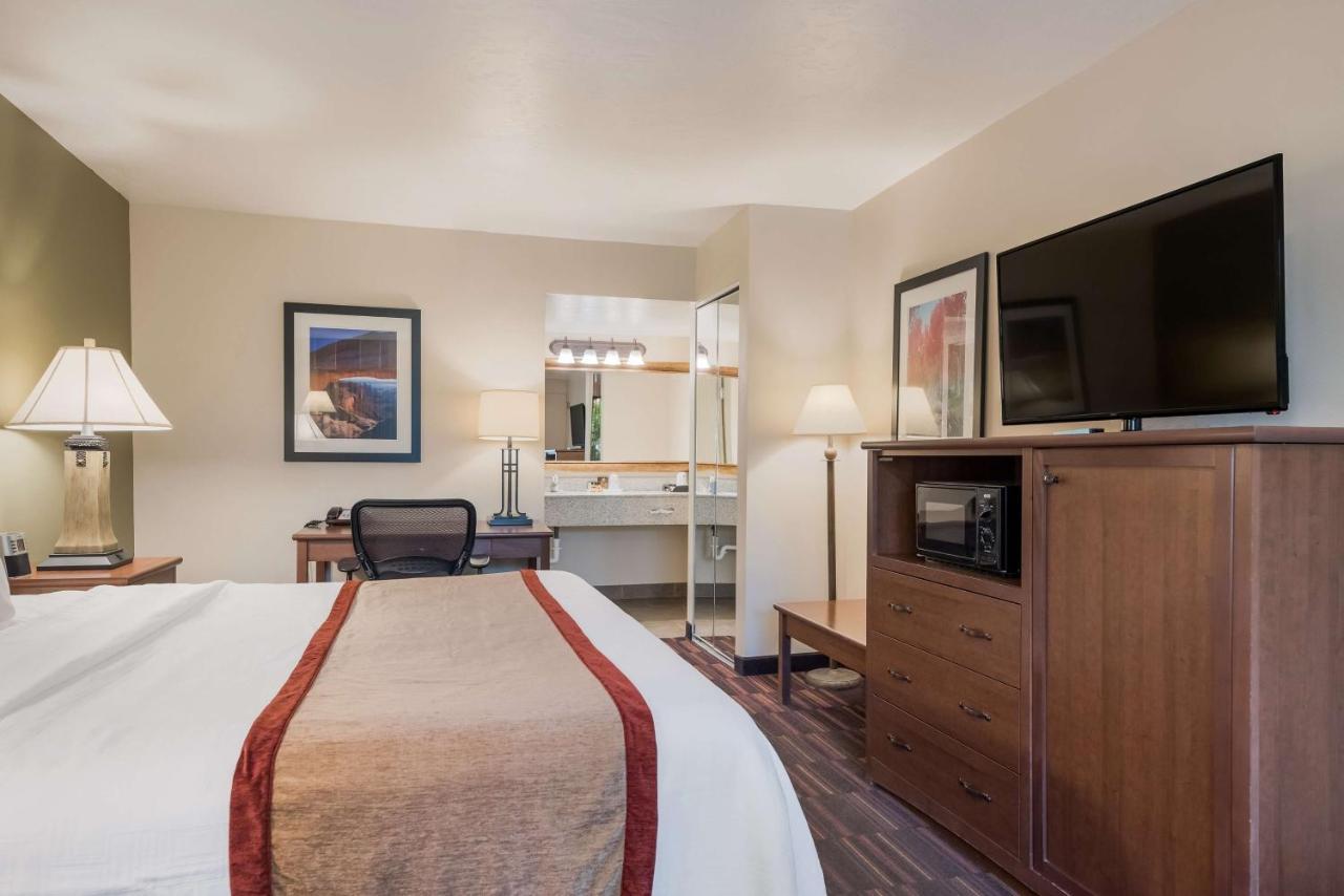 Best Western Town And Country Inn Cedar City Exterior photo