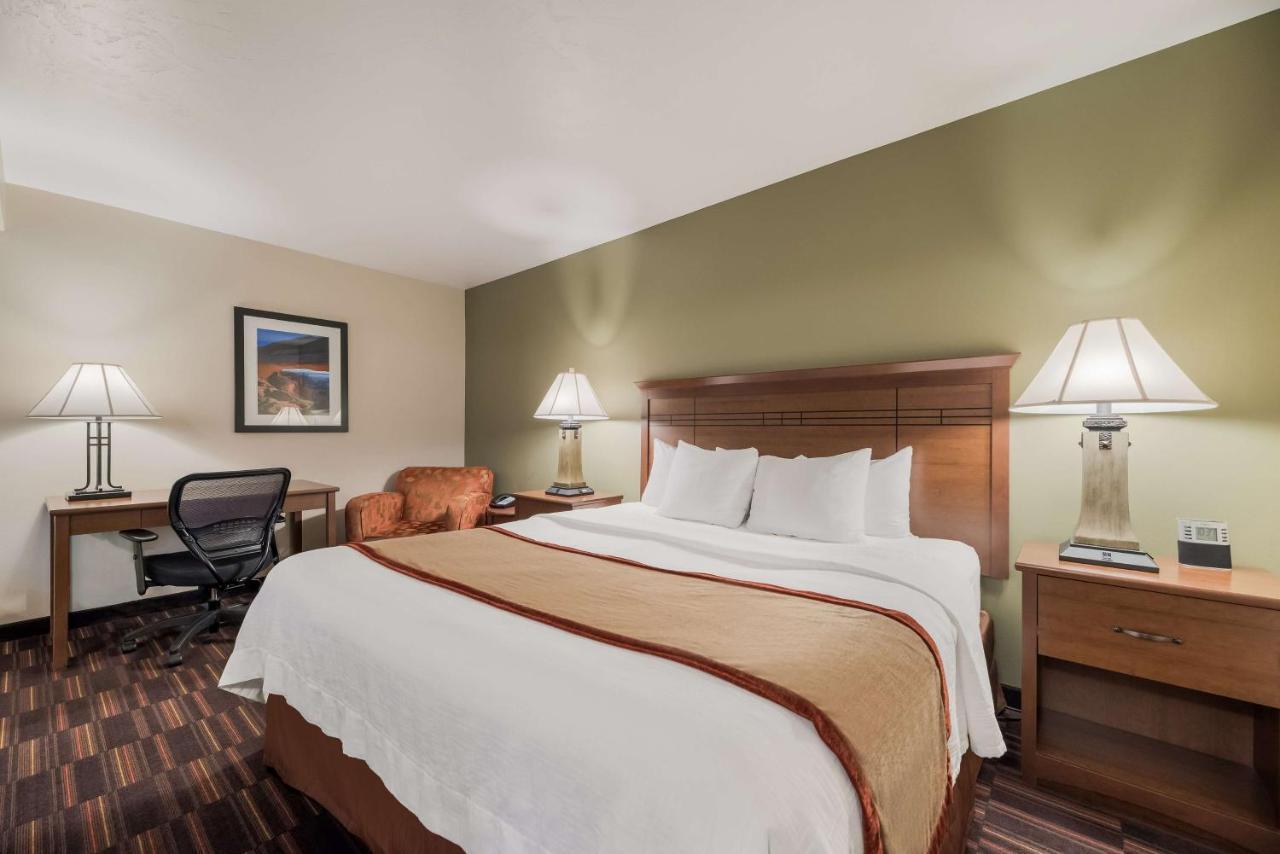 Best Western Town And Country Inn Cedar City Exterior photo
